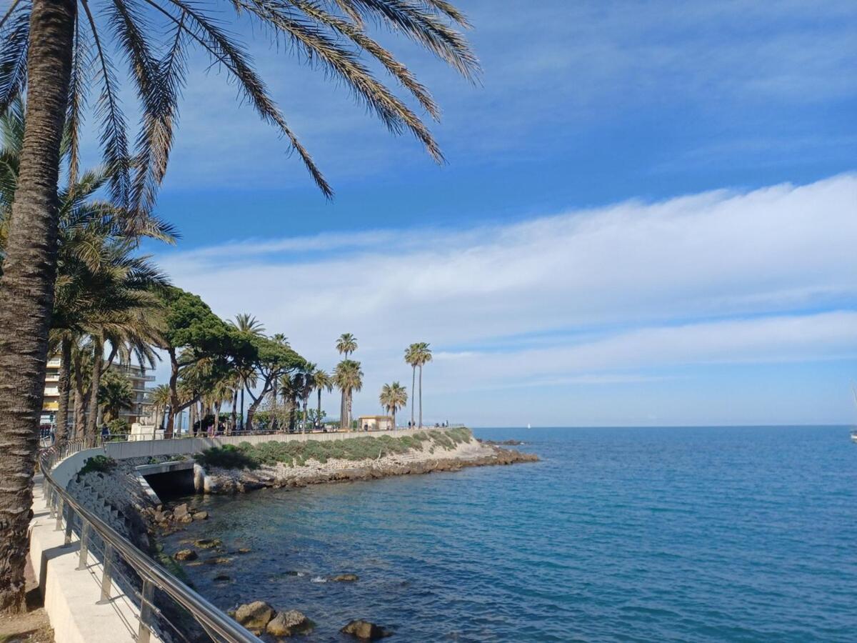 Juan Les Pins Tanit Studio Climatise Vue Sur Mer Piscine Antibes Exteriör bild
